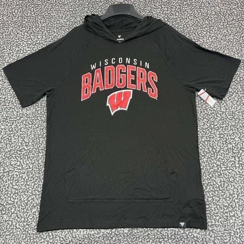 Wisconsin Badgers Shirt Men Large Black Fanatics Short Sleeve Hoodie New L — wisconsin fan gear