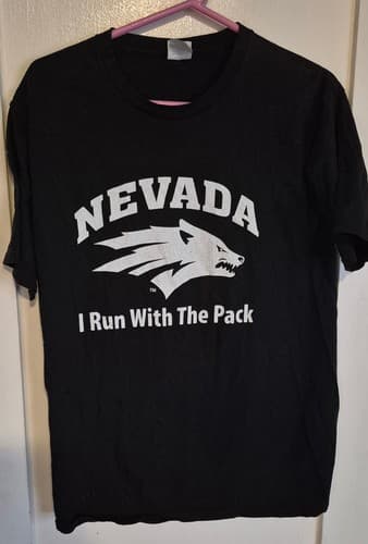 University of NEVADA Reno Wolfpack T Shirt M Medium — nevada fan gear