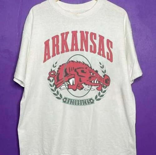 Vintage 90s Arkansas Razorbacks Football T-Shirt Retro NCAA Shirt — arkansas fan gear