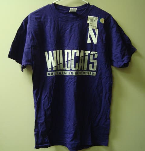 Northwestern Purple T-shirt Short Sleeve Top Wildcats Mens size L — northwestern fan gear