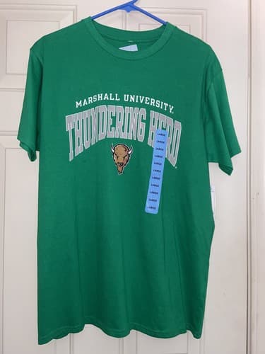 Marshall Thundering Herd Men’s Champion T-Shirt LG Green Short Sleeve Tee NWT  — marshall fan gear