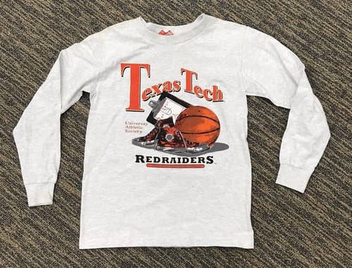 VTG 90’s Texas Tech Red Raiders Basketball Single Stitch LS T Shirt Size Small — texas-tech fan gear