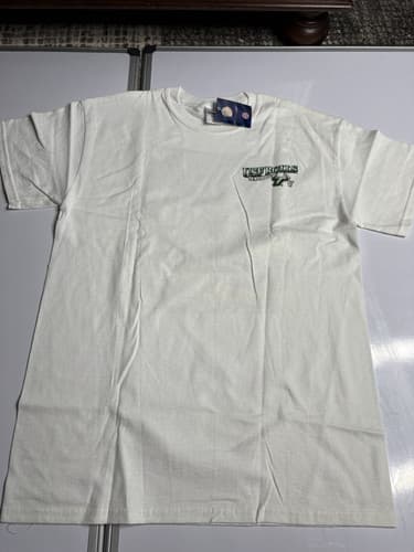 UNIVERSITY OF SOUTH FLORIDA USF BULLS BATTLE FLAG T-SHIRT ADULT MED NWT 2 SIDED — south-florida fan gear