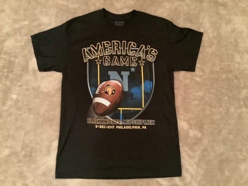 Army Black Knights vs Navy Midshipmen 2017 Football Game T-Shirt  MEDIUM Phila — navy fan gear