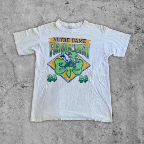 Vintage Notre Dame Fighting Irish T-Shirt Sweatshirt Hoodie NCAA Football Tee — notre-dame fan gear