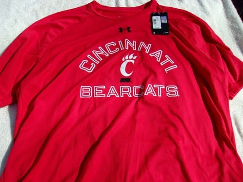 NWT Under Armour Tech T, Cincinnati Bearcats, men's XL, red, 100% polyester — cincinnati fan gear