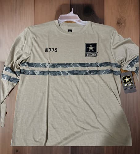 NEW Army West Point Black Knights Brwn/Camo Long Sleeve Performance Shirt M — army fan gear