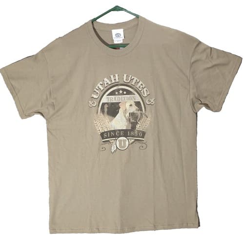 212 Fahrenheit Utah Utes Mens XL T-Shirt Tan Hunting Dog Graphic New With Tags — utah fan gear