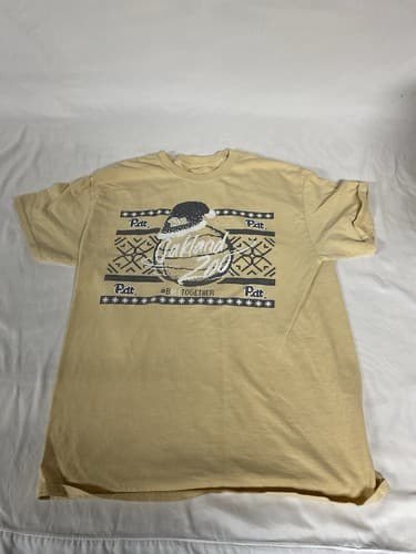 Univ of Pittsburgh OAKLAND ZOO PITT Panthers SANTA HAT SNOWFLAKE T-Shirt Men's M — pittsburgh fan gear