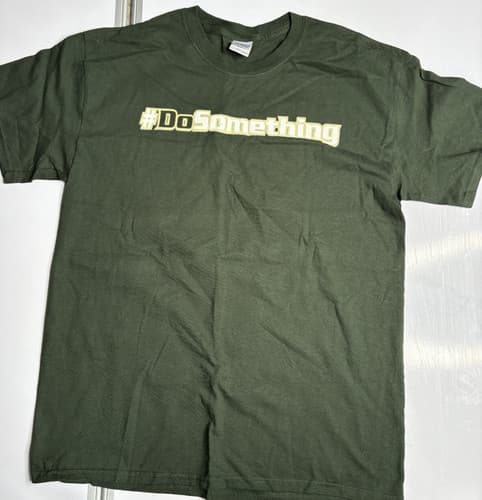 UNIVERSITY OF SOUTH FLORIDA USF BULLS MENS GO BULLS T-SHIRT LARGE NWT 2 SIDED — south-florida fan gear