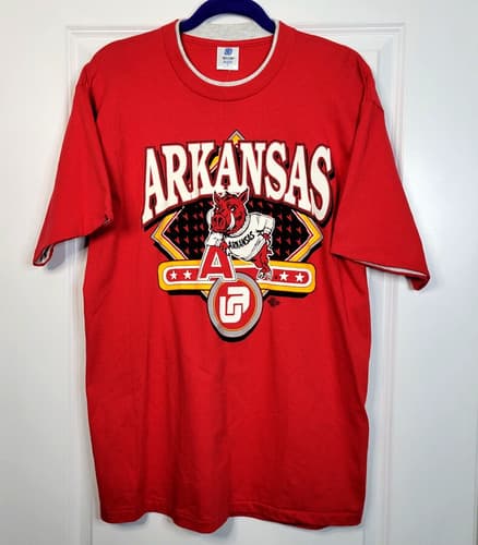 Vintage Arkansas Razorbacks T-Shirt Men's L Red NCAA Football Spell Out New 90s — arkansas fan gear