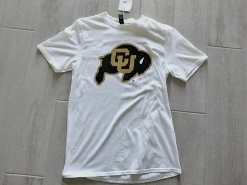 New Colorado Buffaloes Ralphie logo Official Short Sleeve T-Shirt Small Cotton — colorado fan gear
