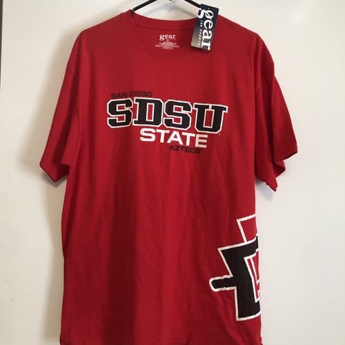 Gear for Sports NWT San Diego State Aztecs  mens large short sleeve t-shirt — san-diego-state fan gear
