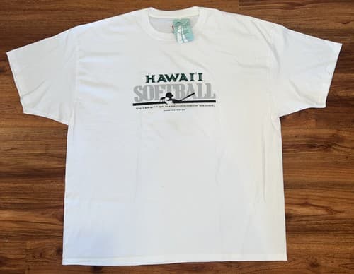 University Of Hawaii Rainbow Wahine Softball  Uh Bows 3XL Mens Warriors NWT — hawaii fan gear