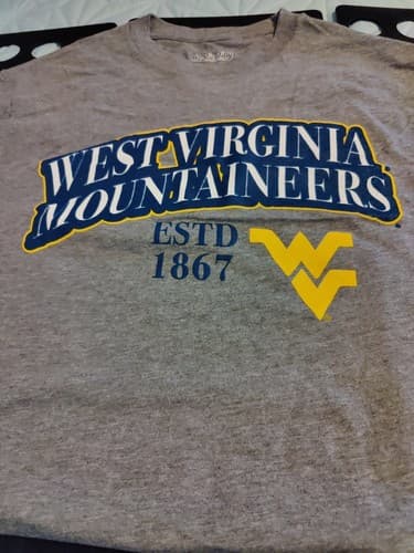 West Virginia Mountaineers 1867 Unisex T-Shirt Gray S New — west-virginia fan gear