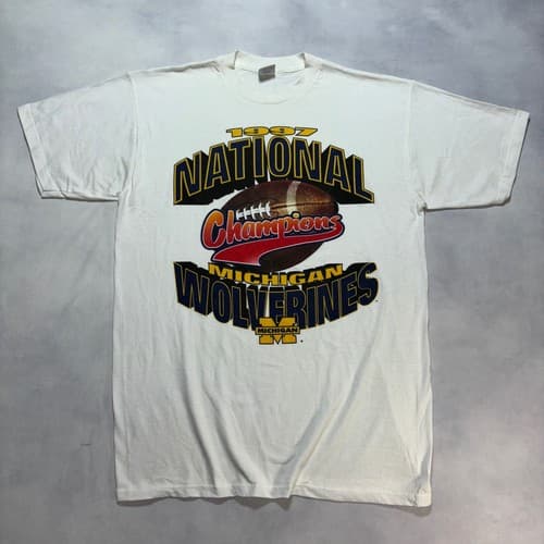 Vintage 90's Michigan Wolverines Football National Champions T-Shirt Men's XL — michigan fan gear