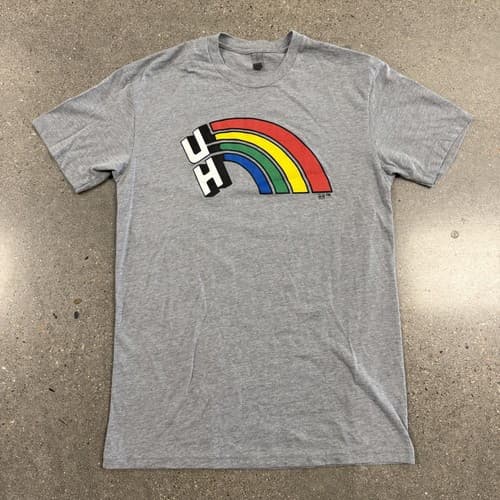 University of Hawaii Men's Small Rainbow Warriors T-Shirt Gray UH Honolulu — hawaii fan gear